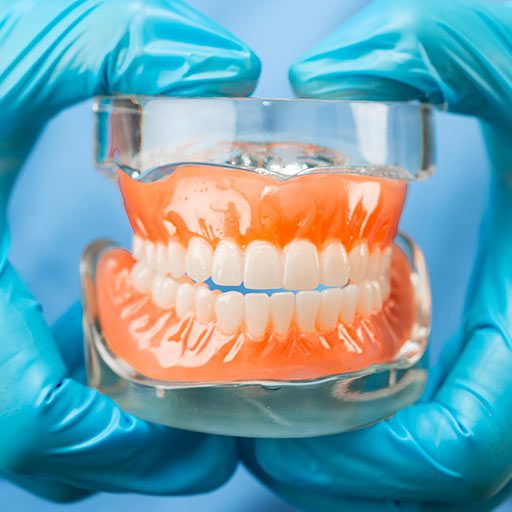 protezy zębowe Wrocław